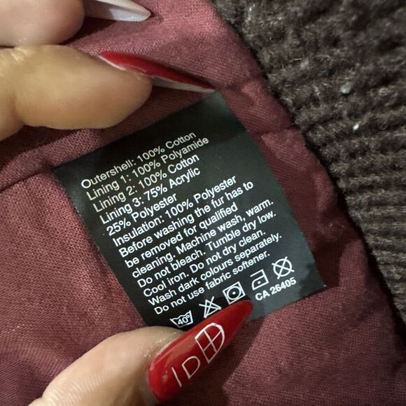 Helly Hansen Women’s Coat Size Medium. Plaid Cotton Outer Shell Fur Hooded - Picture 11 of 12